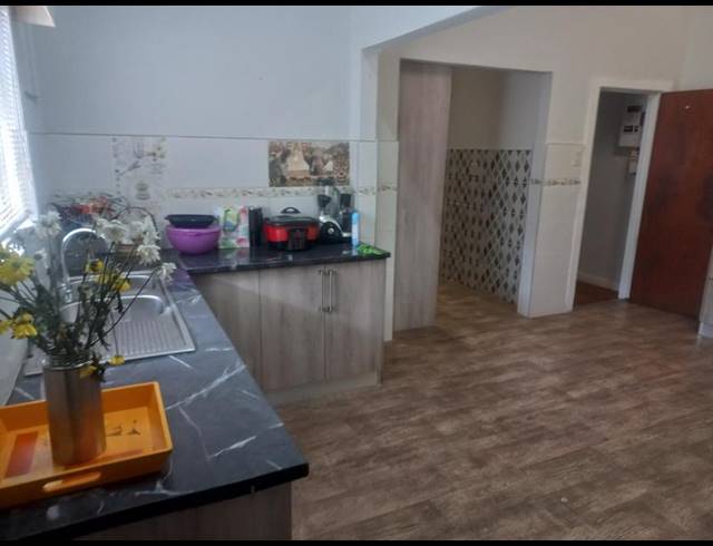 4 BEDROOM HOUSE FOR SALE IN BALMORAL